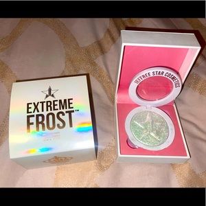 Jeffree Star Extreme Frost Highlighter “Lick My Glit”.